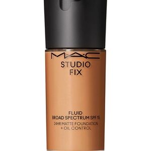 MAC Cosmetics Studio Fix Fluid Foundation + Oil Control NC 45